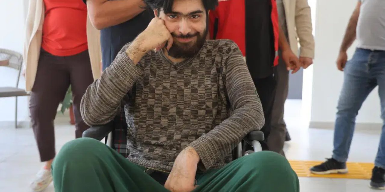 Depremden bu yana duş almıyor, evden çıkmıyordu: Barış'tan sevindiren haber!