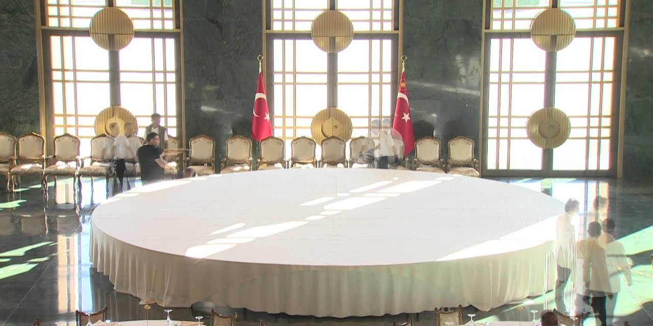 Saray mutfağı bir yılda 30 milyon lira harcadı