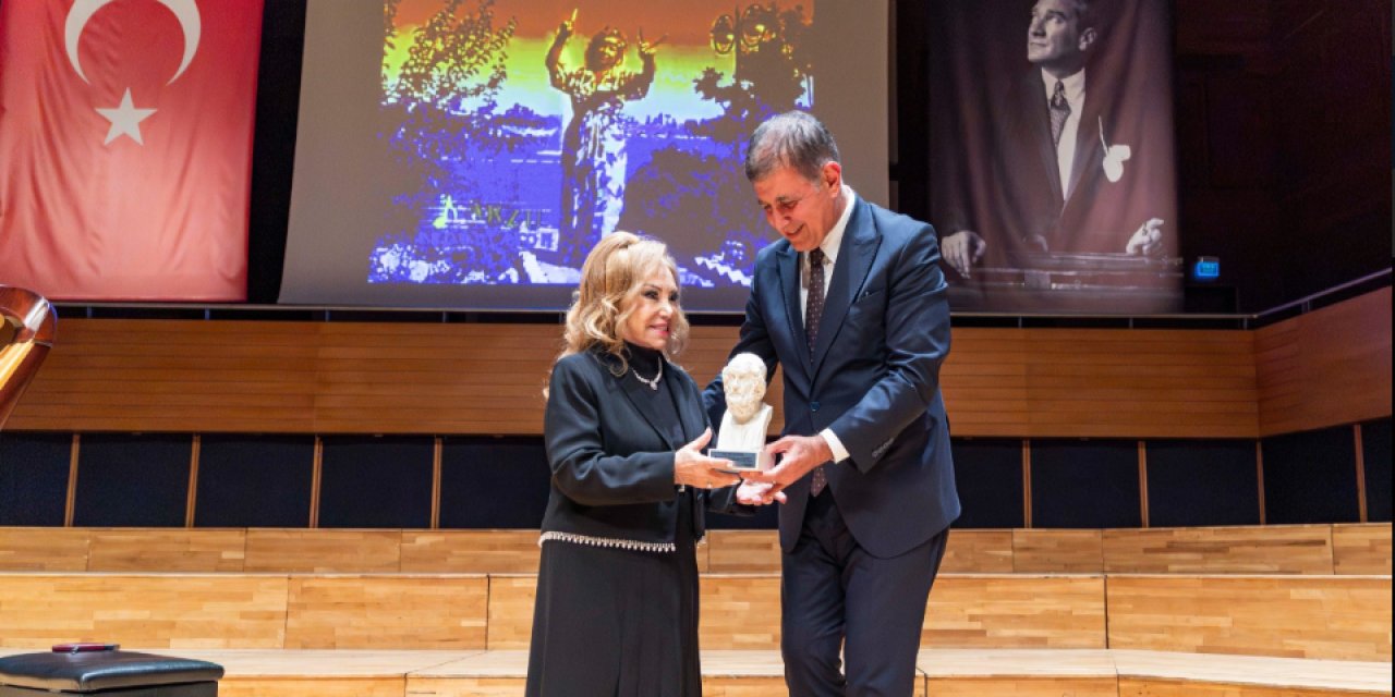 Başkan Tugay: Kültürün, sanatın, bilimin ve emeğin yanında olmayı sürdüreceğiz