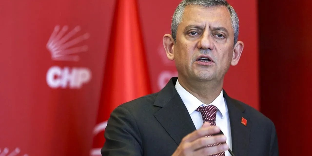 Özgür Özel: AKP kendi suçunu bize atıp kaçmaya çalışıyor