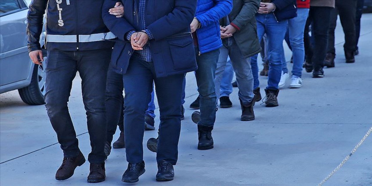 DOÇENT, MAHREM İMAM ÇIKTI Sağlık Bakanlığı ve GATA'da FETÖ soruşturması: 47 gözaltı kararı
