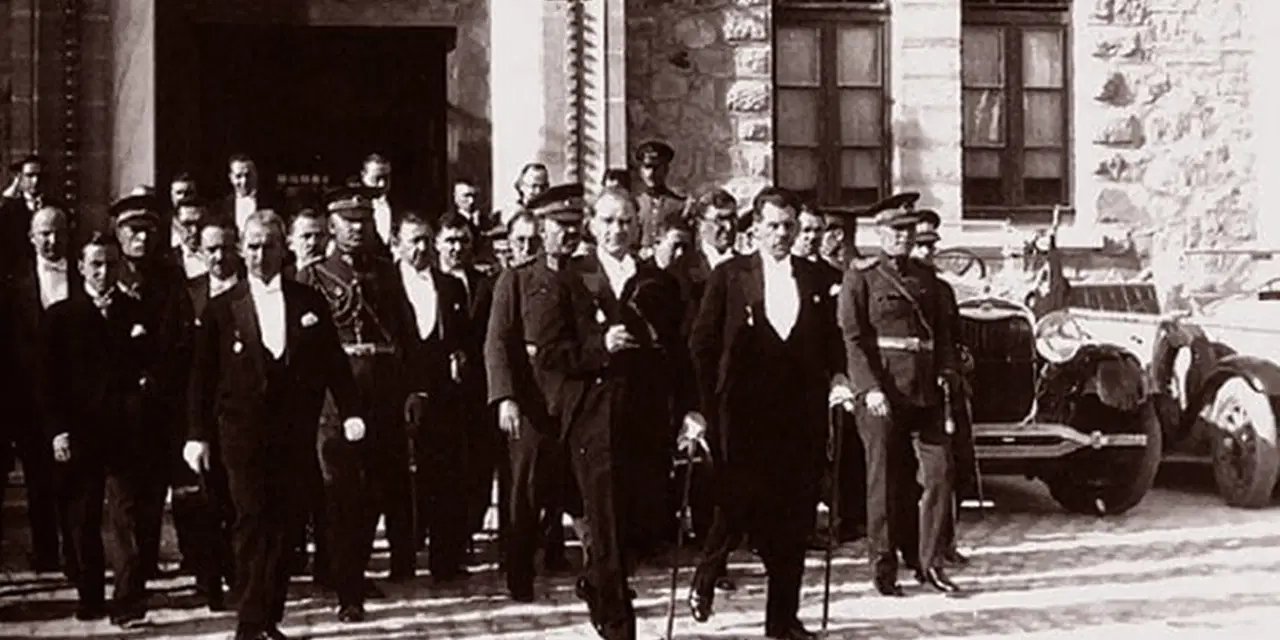 Cumhuriyet sonsuza dek yaşayacak!