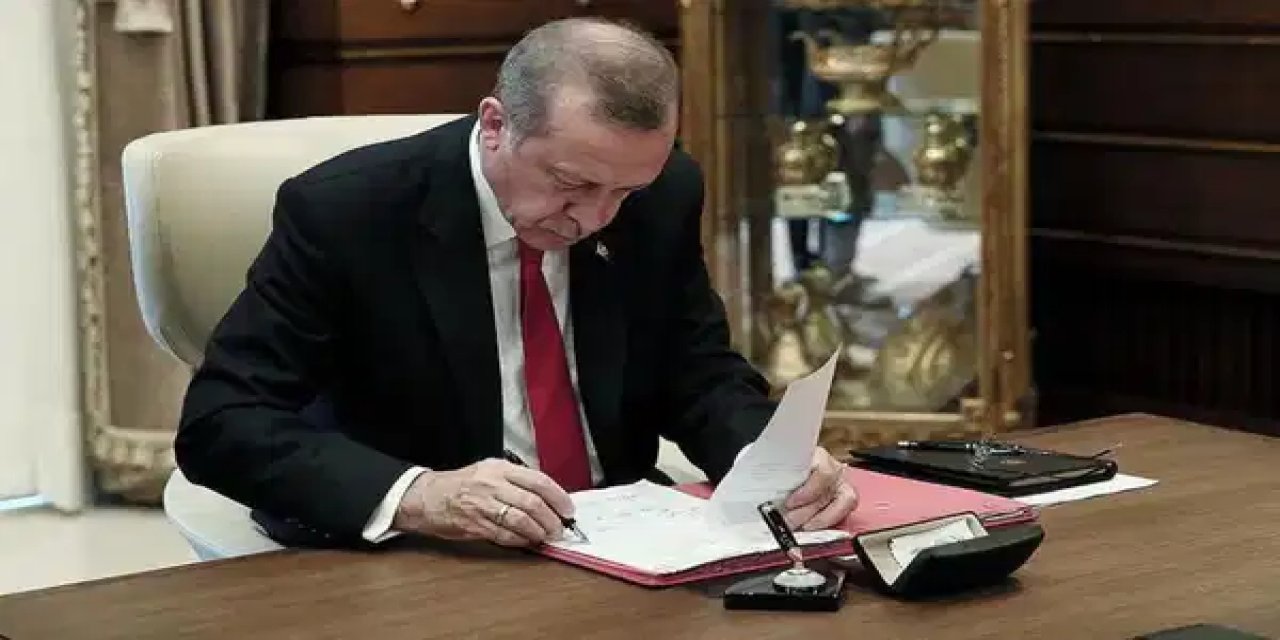 Cumhurbaşkanı Erdoğan imzaladı: Atama ve görevden alma kararları Resmi Gazete'de!