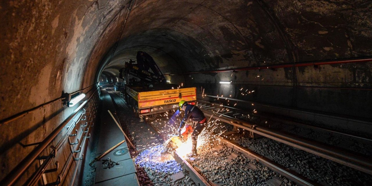 İzmir Metrosu’nda bakım zamanı
