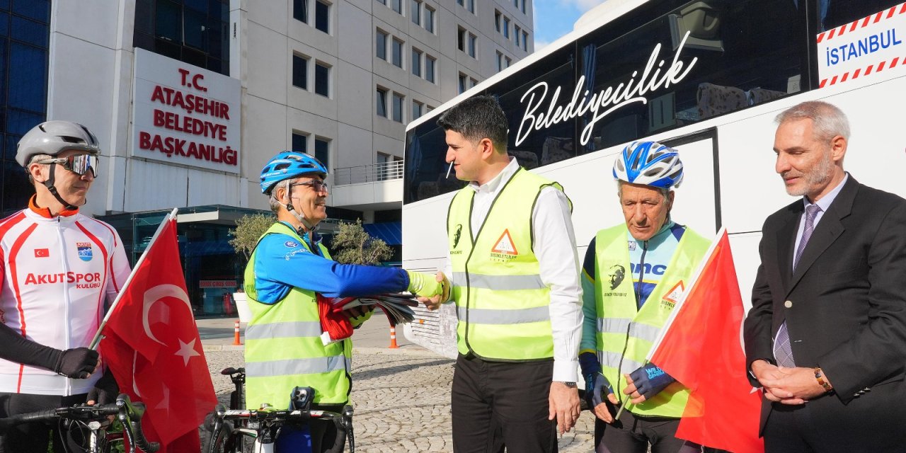 Ataşehir’den Anıtkabir’e Uzanan Anlamlı Bisiklet Yolculuğu
