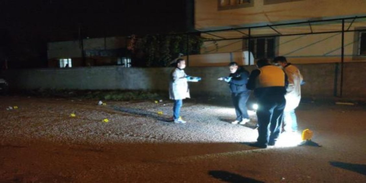 İki aile arasındaki silahlı kavgada 13 gözaltı, 75 kişiye sosyal mesafe cezası