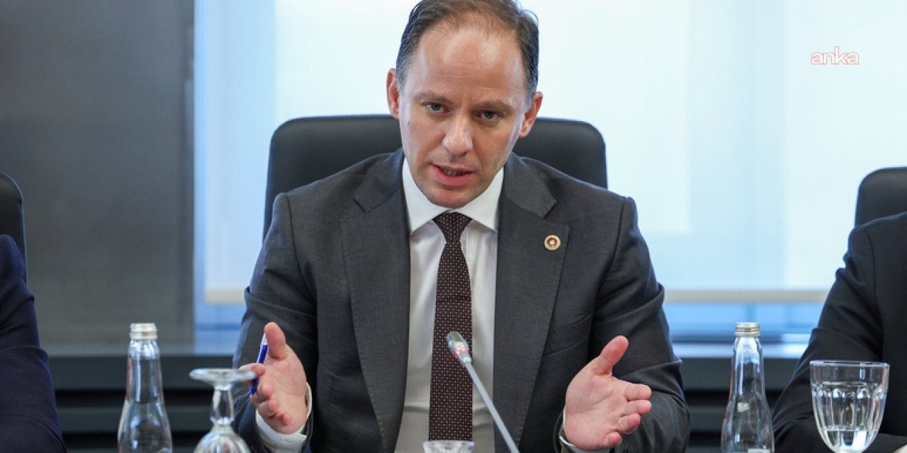 CHP'li Yavuzyılmaz "İBB'de paralel yapılanma" belgelerini açıkladı, savcılığa seslendi