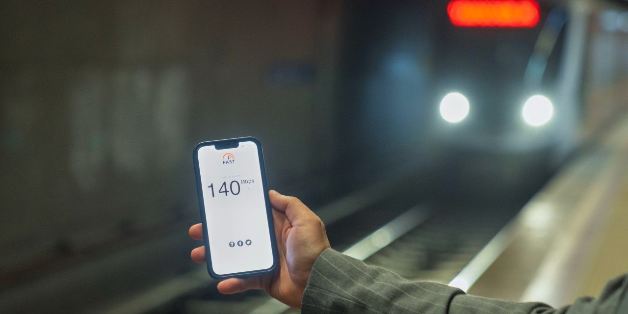 İzmir Metrosu’nda kesintisiz iletişim dönemi başladı