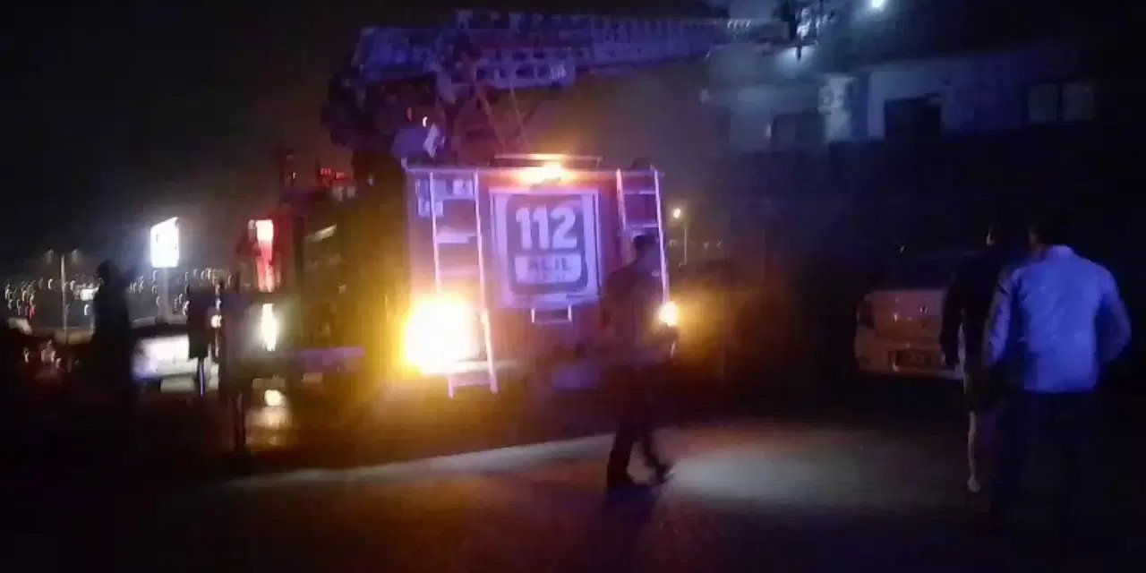 Hatay'da facia... Oto galerideki yangın can aldı: 2 kişi öldü, 14 kişi hastaneye kaldırıldı!