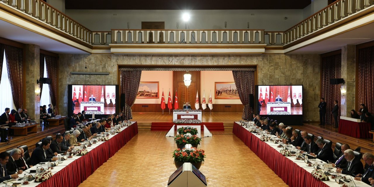 MİT, İmralı görüşmesini dakika dakika raporlamış: İşte yaşananlar...