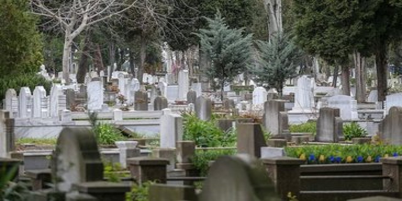 İBB Bakanlıktan yeni mezarlık alanı talep etti!