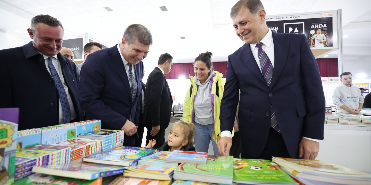 Başkan Tugay 13. Burdur Kitap Fuarı’nın açılış törenine katıldı