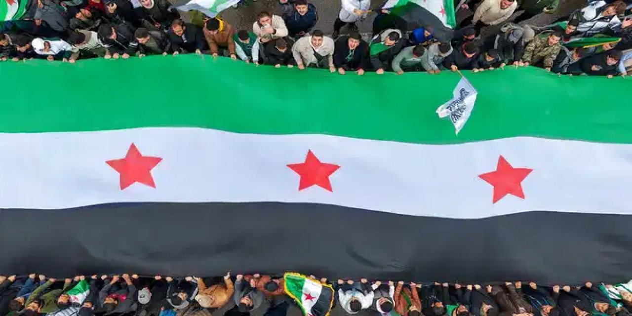 Dışişleri Bakanlığı'ndan Suriye'ye '8 Aralık' kutlaması