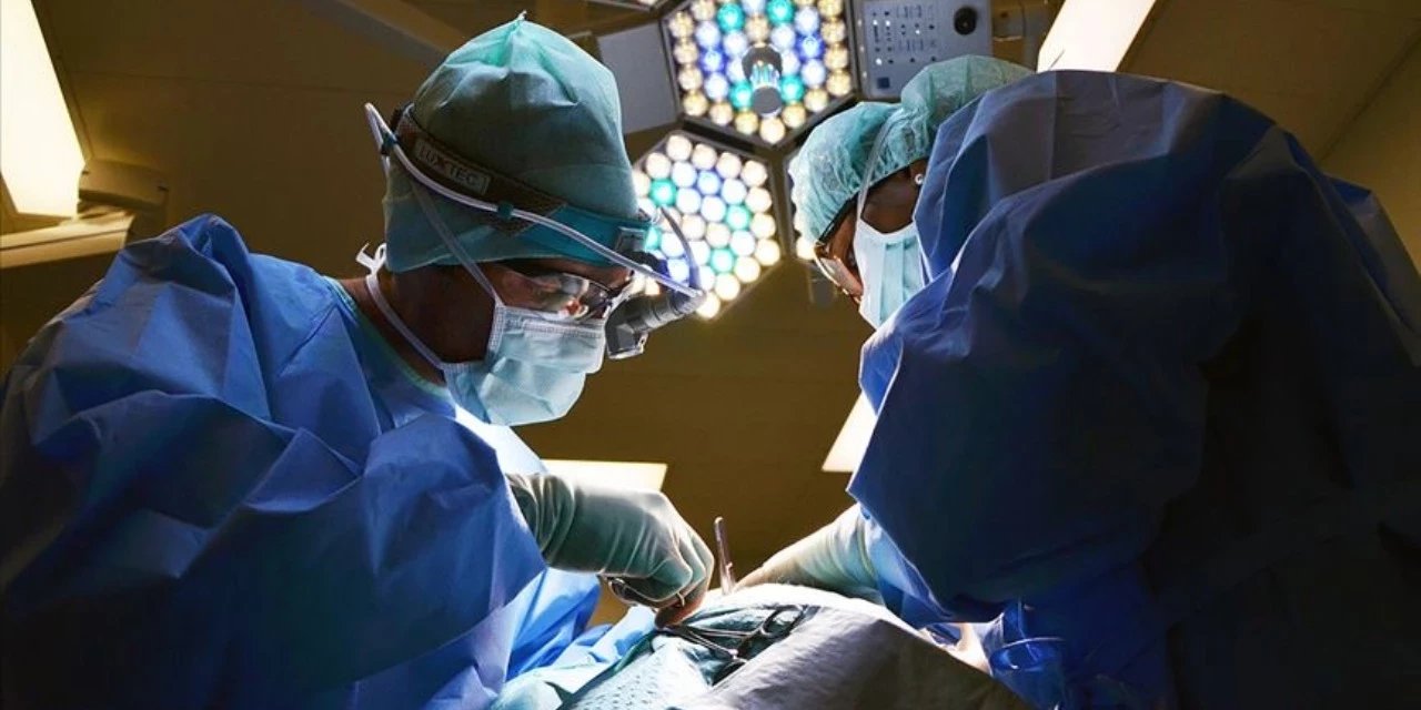 Mide küçültme ameliyatında ölmüştü: 2 doktora dava