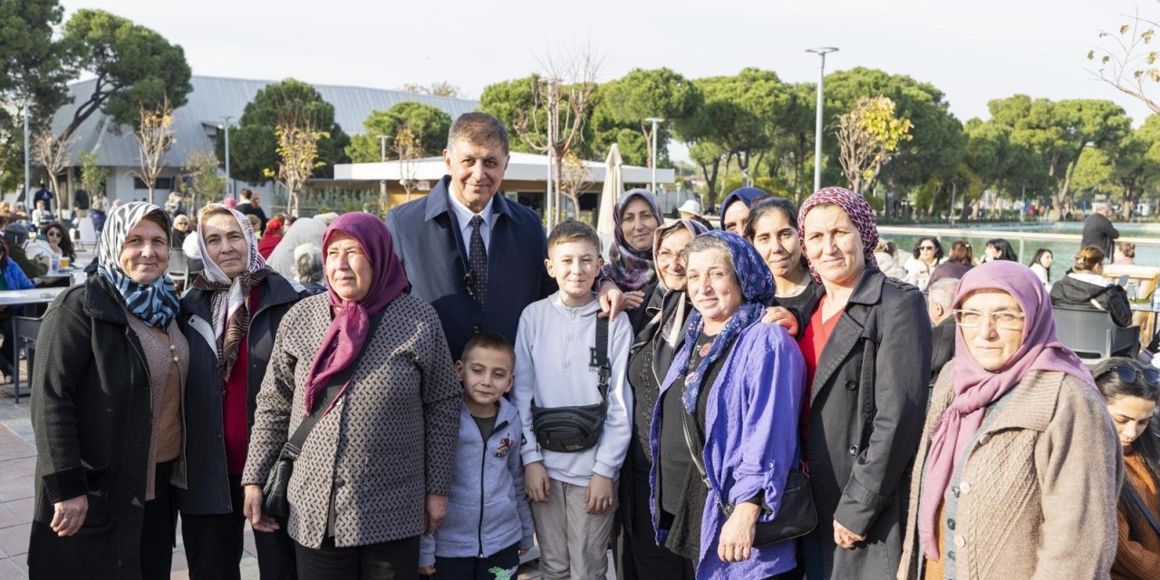 Başkan Tugay Göl Gazinosu’nda Beydağlı kadınlarla buluştu