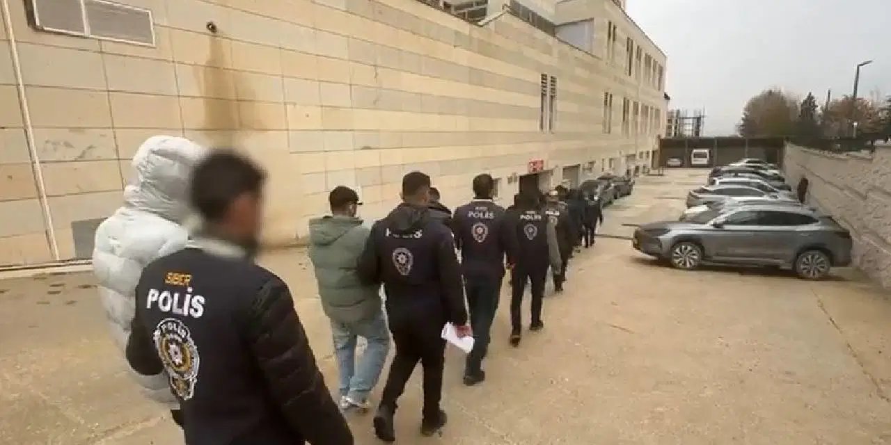 4 ilde yasa dışı bahis operasyonu: Tehdit ve şantajla para aktarımı yapmışlar!