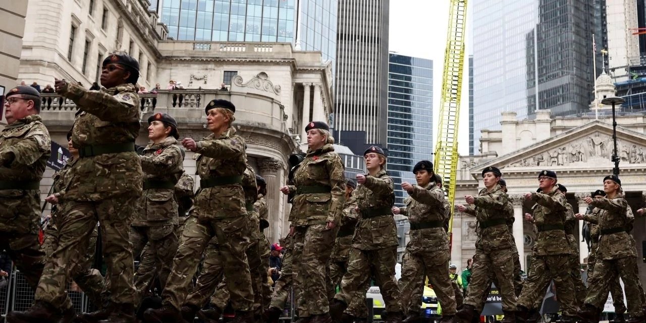 İngiltere alarma geçti: MI6 ve genelkurmay başkanından peş peşe 'savaş' açıklamaları