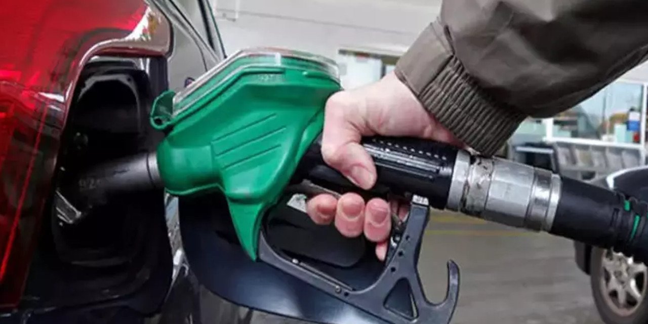 Benzin fiyatlarına indirim geldi