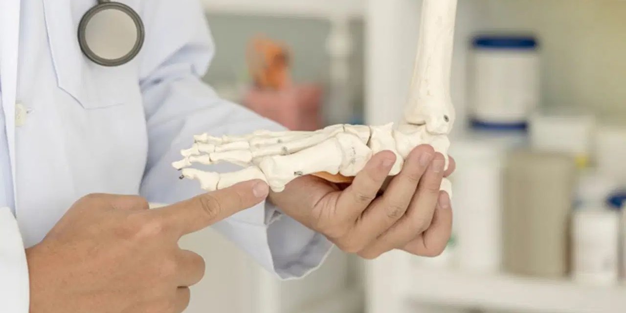 Osteoporoz sessiz ilerliyor: İlk belirti çoğu zaman kırık