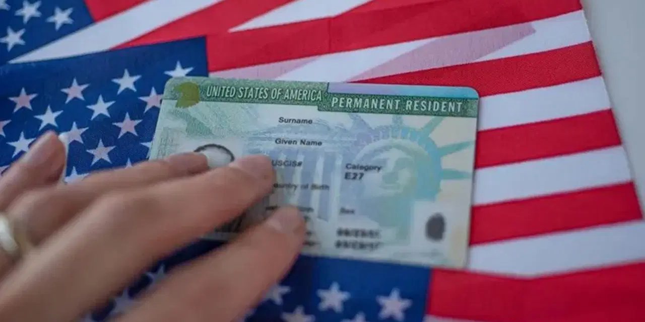 ABD'den kritik karar: Green Card programı süresiz olarak askıya alındı!