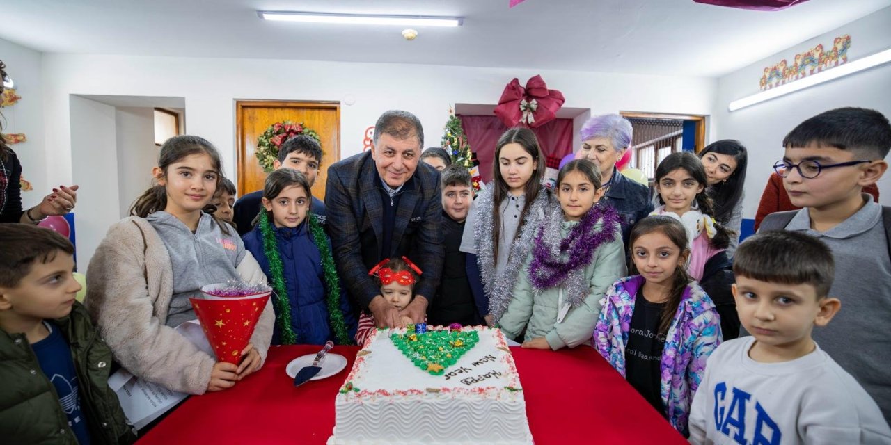 Basmane’de yeni yıl, birlik ve dayanışma ruhuyla karşılandı