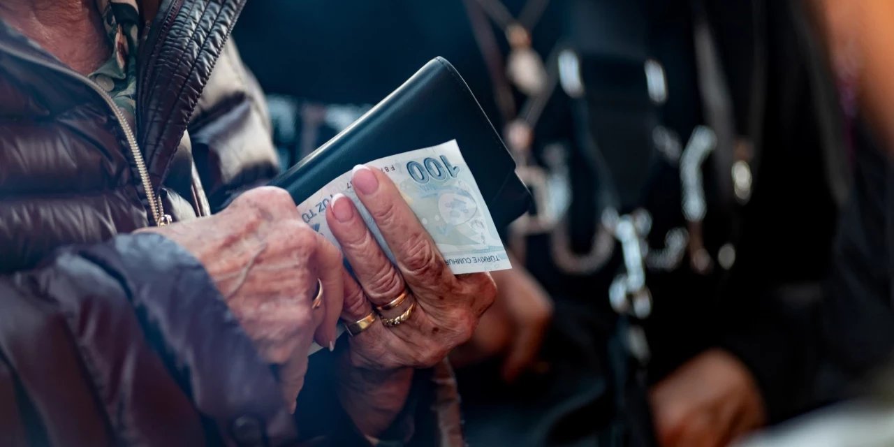 Kıdem tazminatı tavanı, 65 yaş ve engelli aylıkları belli oldu