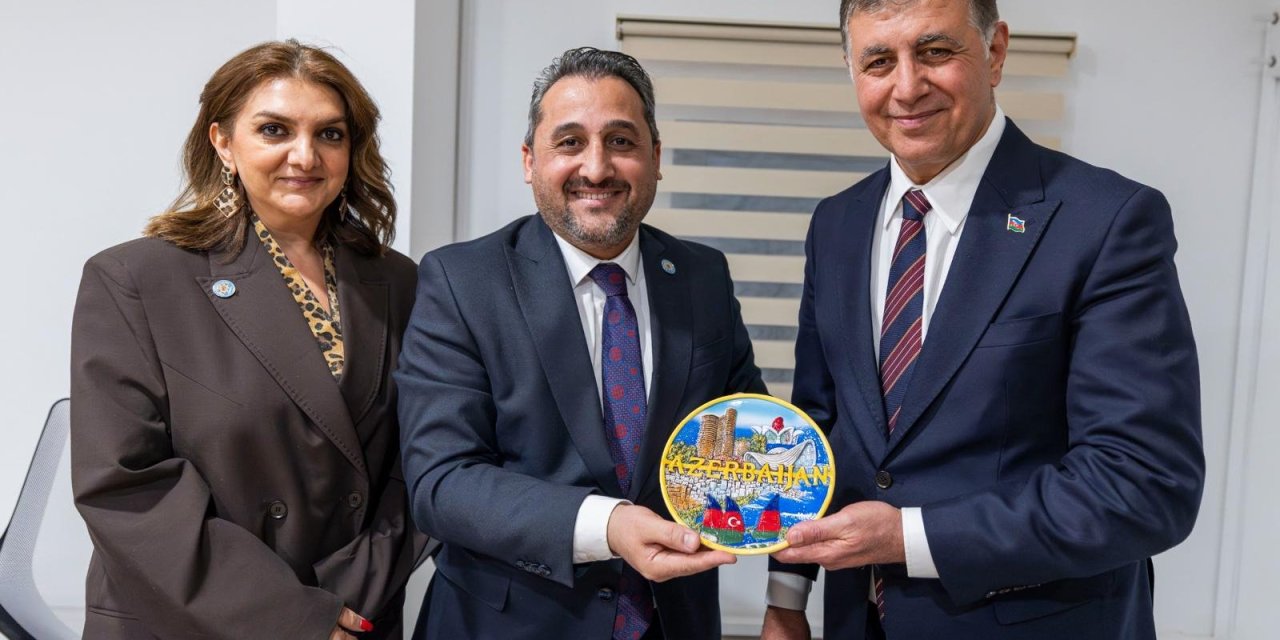 İzmir–Bakü kardeşliği 40 yaşında