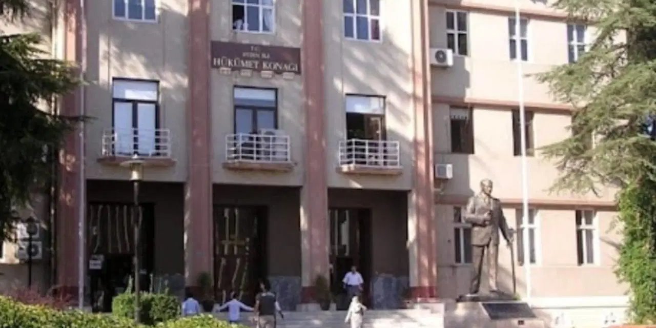 Aydın Valiliği'nden 'domuz eti ile kavurma ikramı' iddialarına ilişkin açıklama!