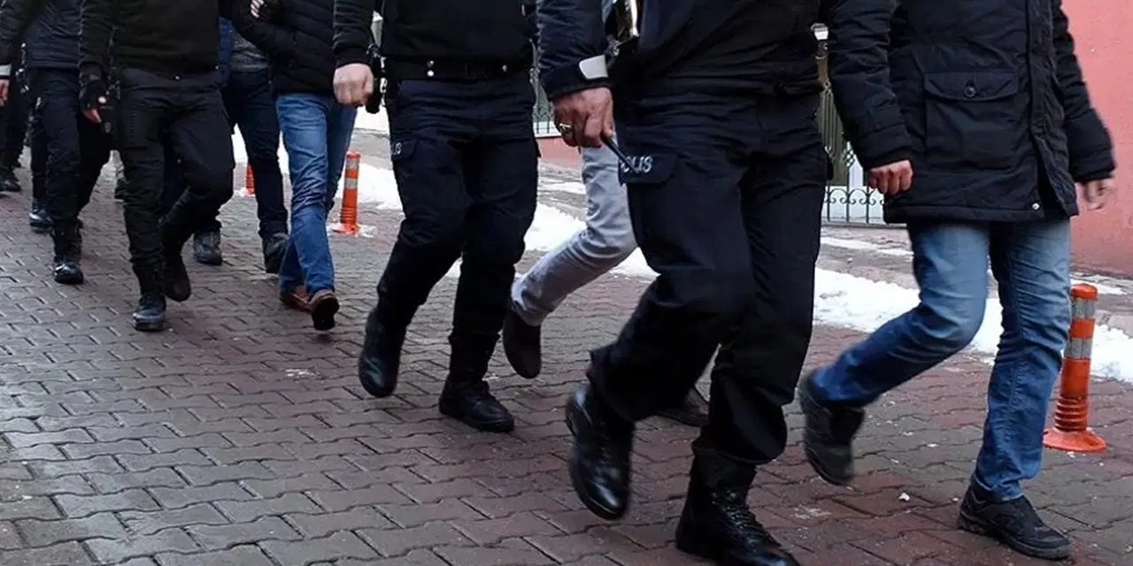 İstanbul'da IŞİD operasyonu: 8 kişi gözaltına alındı