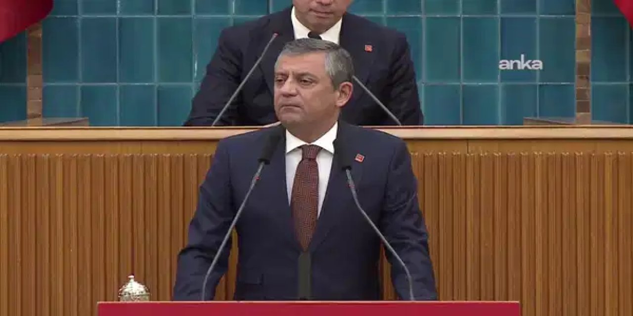 Özgür Özel kürsüden duyurdu: Gümrük vergisinden Trump mı çıktı?