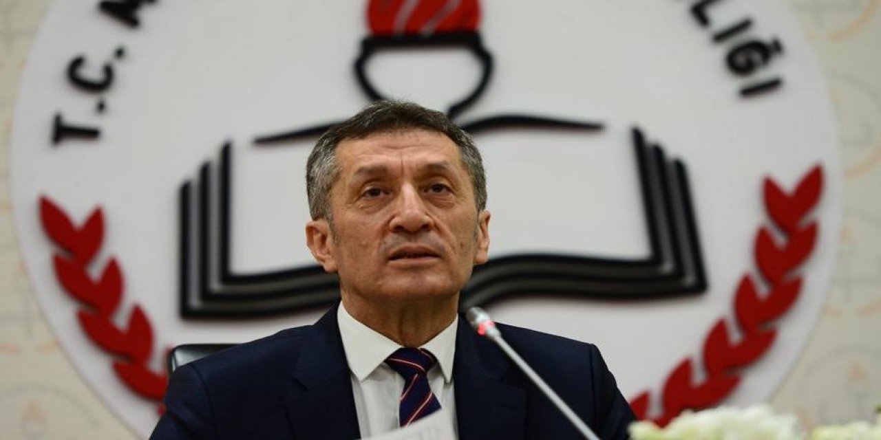 EBA'ya erişimde sıkıntı yaşanması konusunda Bakan Selçuk'tan açıklama, "Sorunun çözülmesi için çalışma devam ediyor"