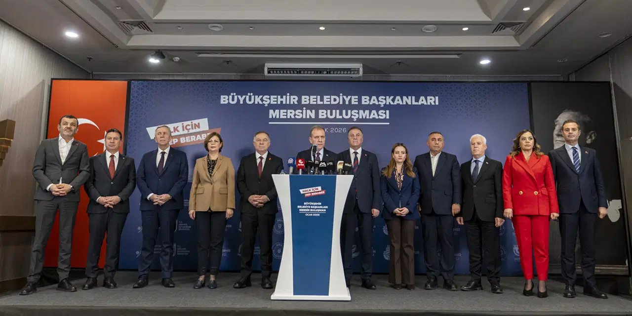 CHP'li büyükşehir belediye başkanlarından ortak açıklama: 'Özgür Özel liderliğinde, partimizi iktidara getireceğiz'