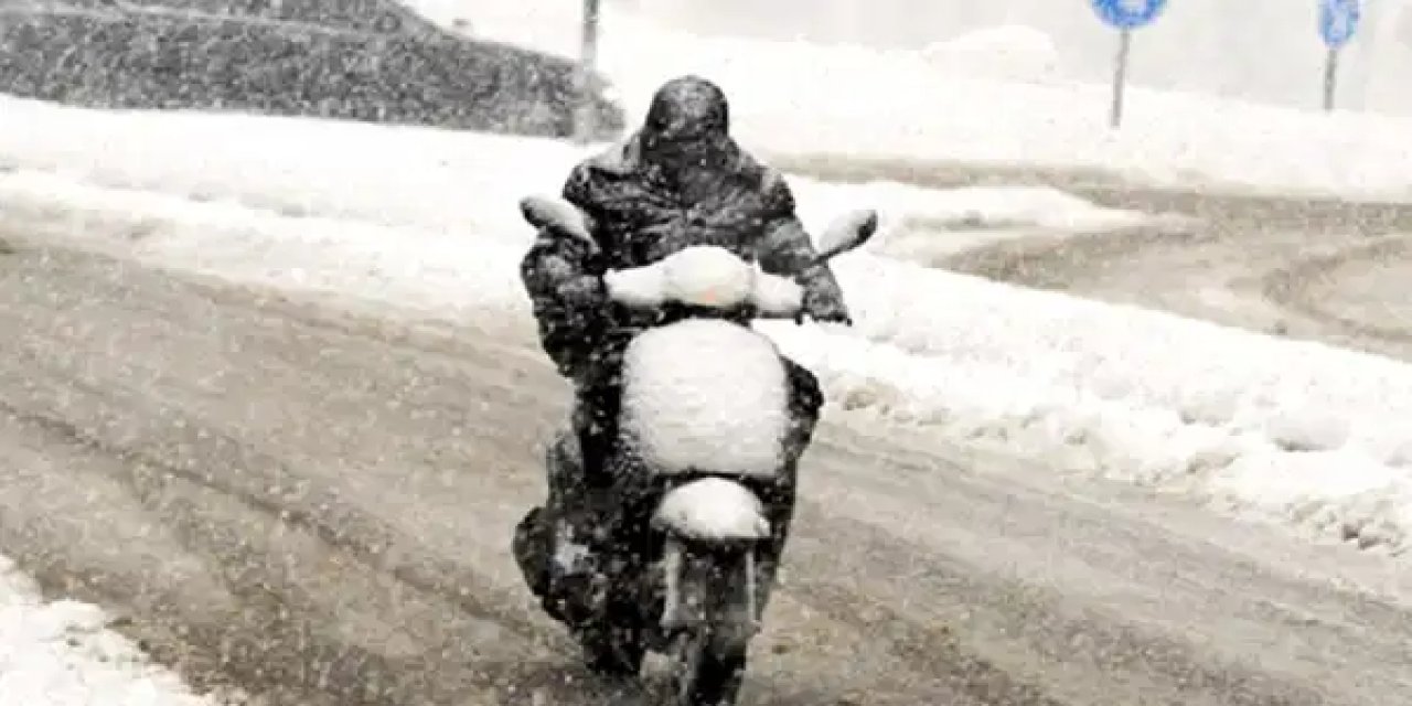 İstanbul’da kar yağışı nedeniyle kurye ve ağır yaşıtlara trafik yasağı!