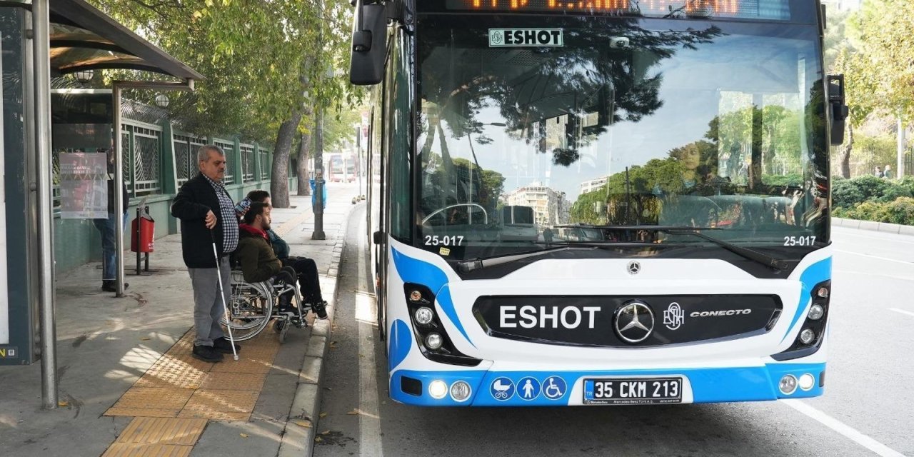 İzmir Büyükşehir'den önemli proje: “Duraktayım” ile engeller kalkıyor