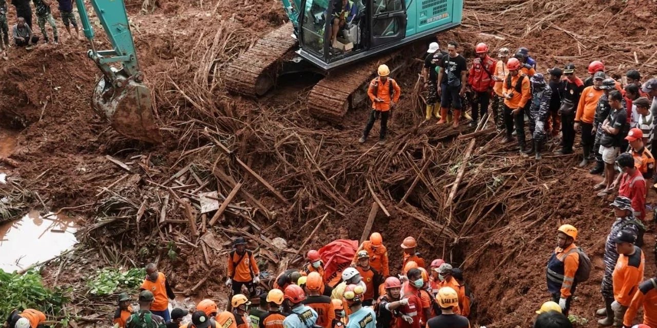 Toprak kayması felaketi: 8 ölü, 82 kayıp
