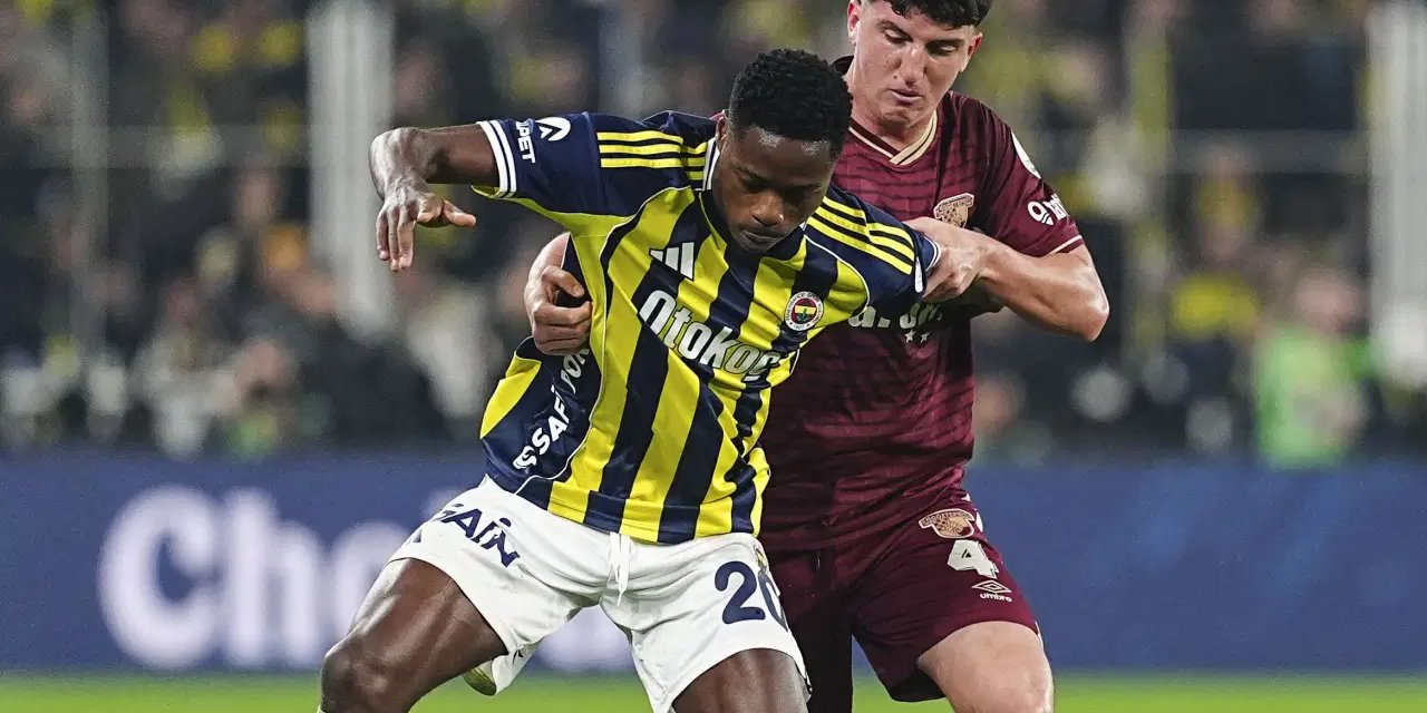 Fenerbahçeli oyunculardan taraftarlara mesaj!