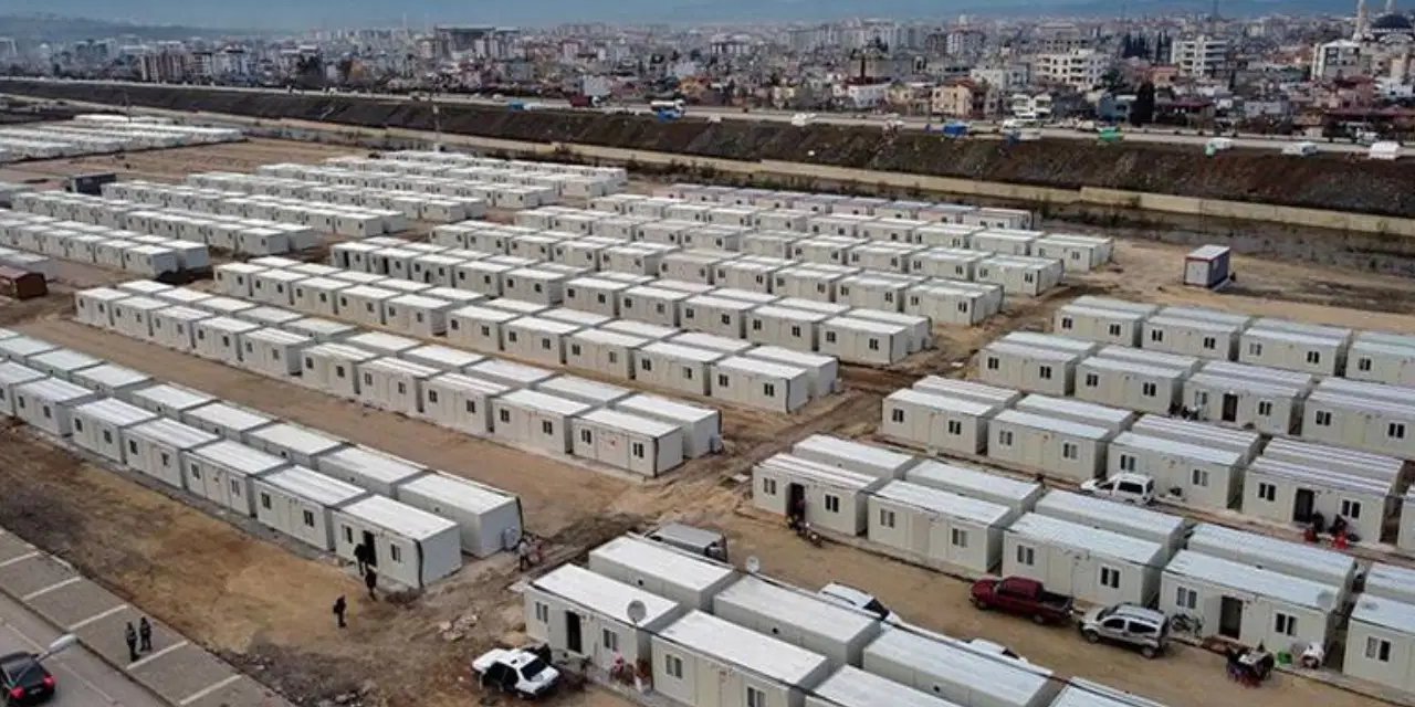 Can Atalay'dan 'Hatay Deprem Raporu': Konteyner kentler geçici olmaktan çıktı, barınma krizi derinleşti