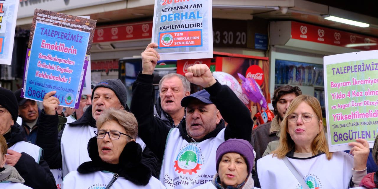 Eskişehir’de emekliler alanlardan haykırdı: Bu ülkenin emeklileri sadaka topluluğu değildir