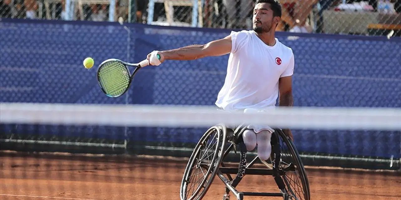 Para tenisçi Ahmet Kaplan, Avustralya Açık'a yarı finalde veda etti