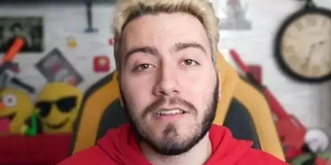 Enes Batur hakkında yakalama kararı