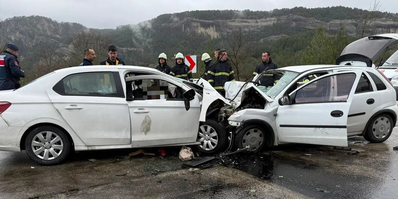 7 kişinin hayatını kaybettiği Burdur'daki kazada ayrıntılar ortaya çıktı: Kayak merkezine gidiyorlarmış...