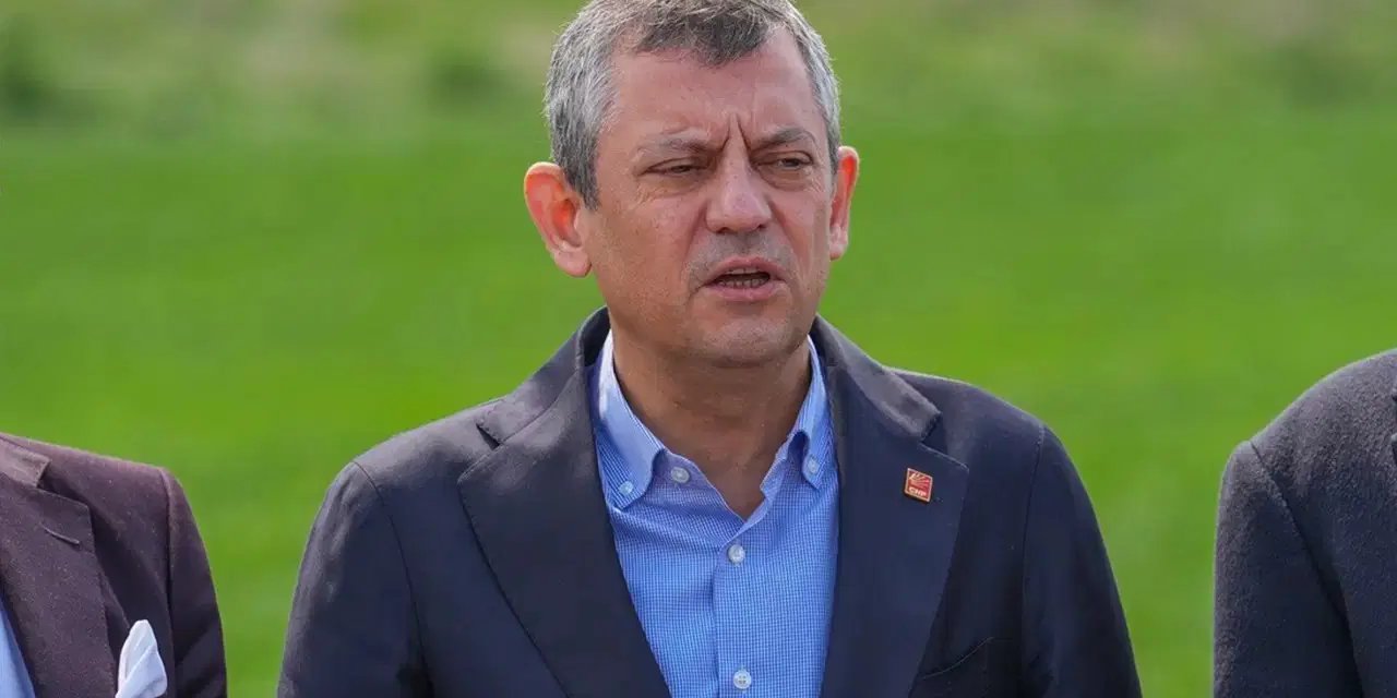 Özgür Özel'den dikkat çeken 'Bahçeli' açıklaması: 'Ya bir erken seçim çağrısı yapacak ya da Erdoğan’ın adaylığına karşı çıkacak'