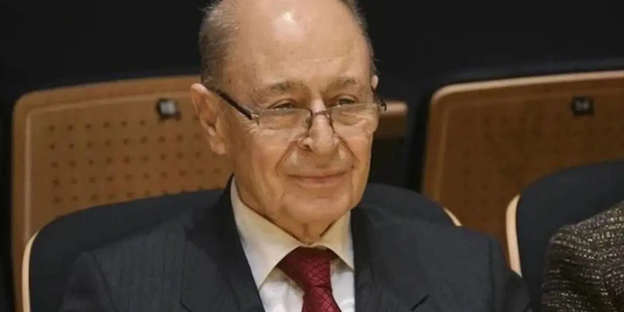 Ahmet Necdet Sezer'den uzun bir aradan sonra ilk görüntü!