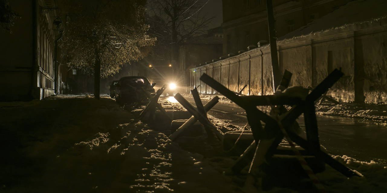 Rusya’dan Ukrayna’nın enerji altyapısına büyük saldırı: Ülkenin geniş kesimlerinde elektrik kesildi