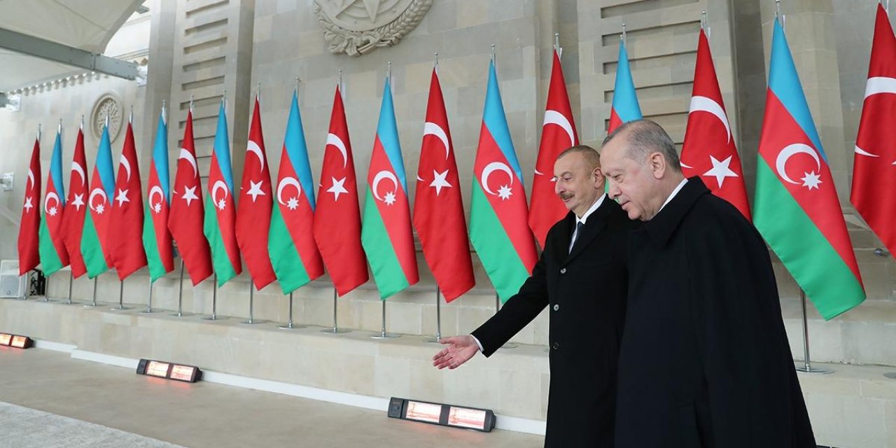 Azerbaycan'da tarihi gün! Bakü'de Karabağ zaferi kutlaması... Aliyev ve Erdoğan'dan açıklamalar...