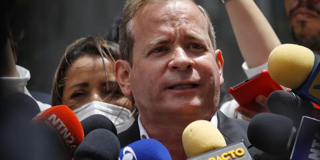 Venezuela’da muhalif lidere silahlı baskın