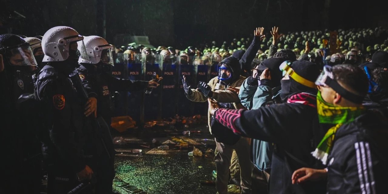 Mahkemeden "Zıpla, zıpla, zıplamayan Tayyipçi" kararı