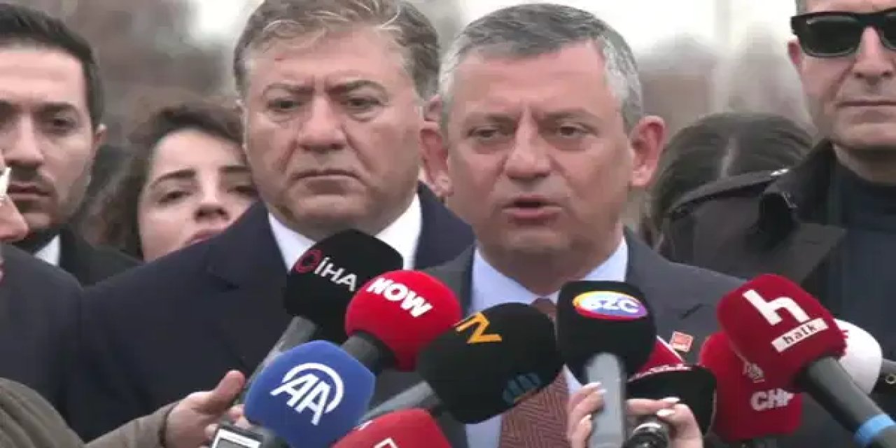 Özgür Özel'den Akın Gürlek'in bakanlığı için ilk yorum: 'Yarın sabah bu sabahtan daha zor olacak'