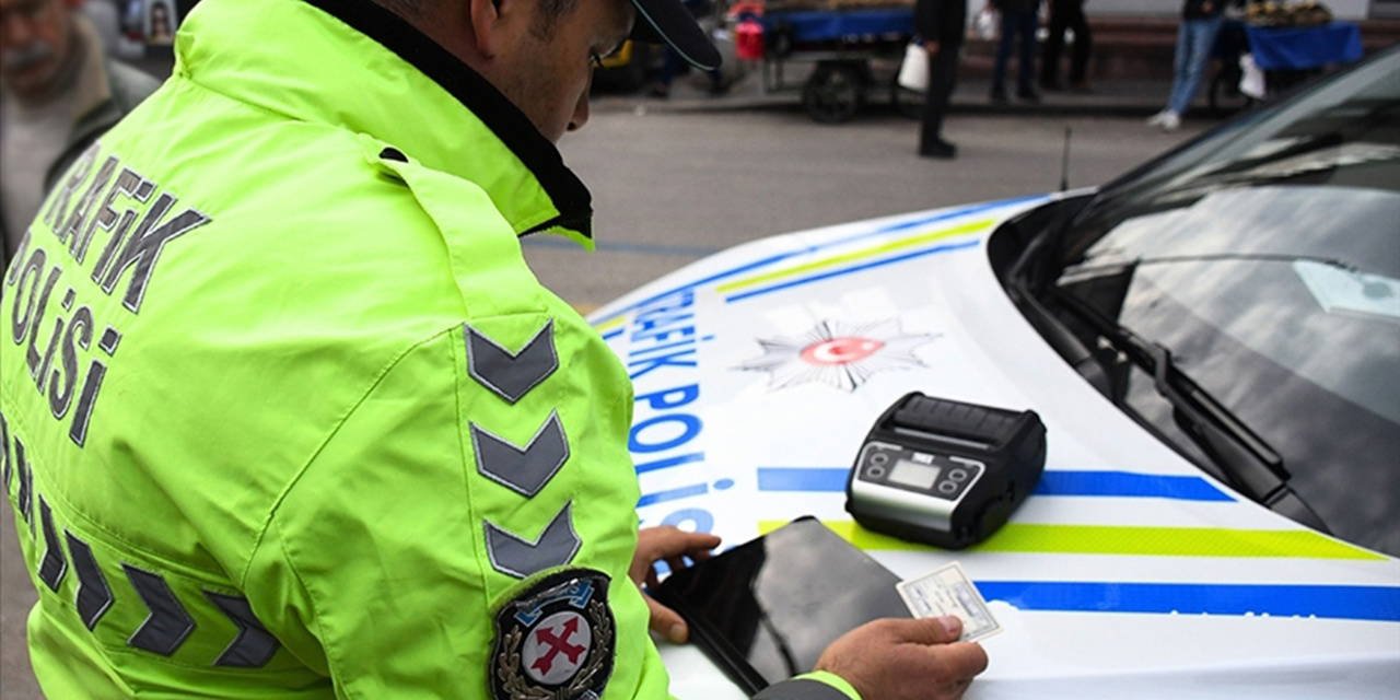 Kanun teklifi kabul edildi: Trafik cezaları artıyor!