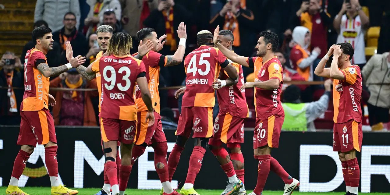 İtalyan gazeteci dev eşleşmeyi Cumhuriyet'e değerlendirdi: 'Galatasaray artık bambaşka bir seviyede'